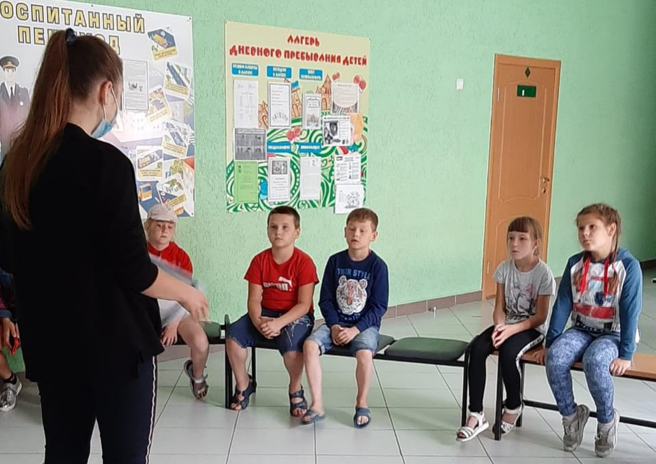 13.08.2020 в рамках школьных лагерей на базе МБОУ “Купинская СОШ” Шебекинского района” преподавателями ОГАПОУ “ШТПТ” проведена игра по правилам дорожного движения. 13.08.2020 в рамках школьных лагерей на базе МБОУ “Купинская СОШ” Шебекинского района” преподавателями ОГАПОУ “ШТПТ” проведена игра по правилам дорожного движения.